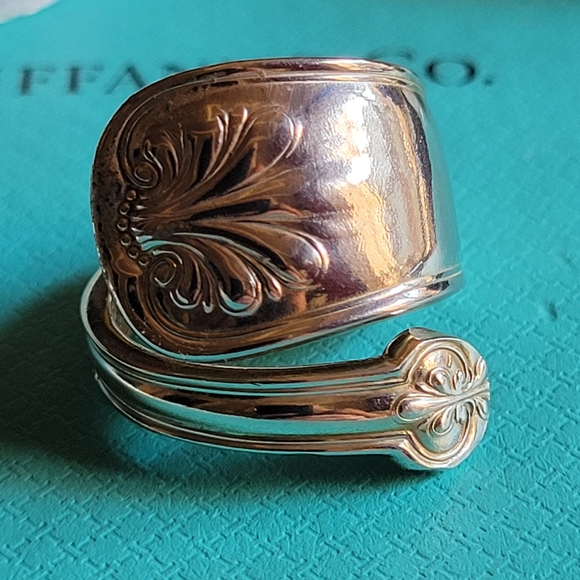 1905 Tiffany & Co Shell & Thread Spoon Ring #12 - Picture 4 of 15